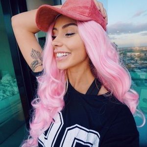 - 22” PINK BODY WAVY lace front wig *NEW*